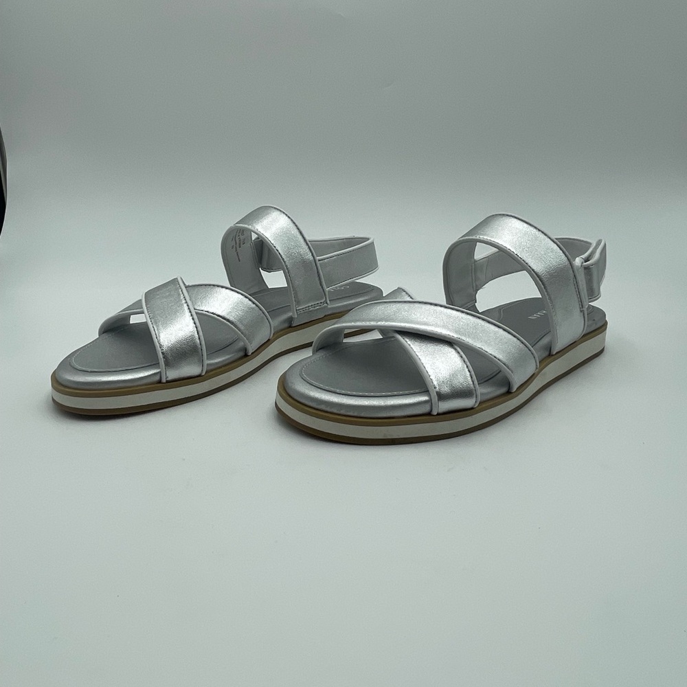 Cole Haan -SZ 7.5B-Mirabelle Crisscross Silver Metallic Leather Sandal-MSRP $130
